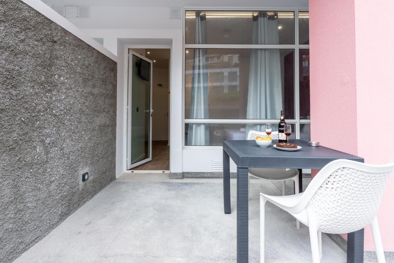 The Jolie - Apartments By The Ocean Porto Moniz Exterior foto